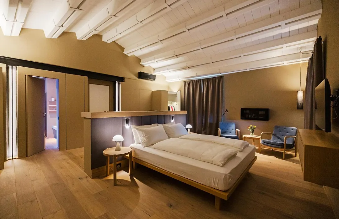 Rara Factory Design House-1